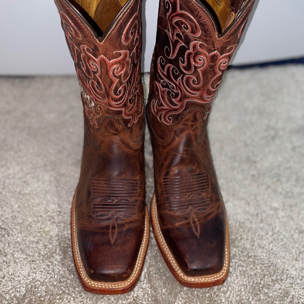 WESTERN BOOTS